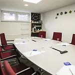 Mercure Residenz Frankfurt Messe Ξενοδοχείο 4*