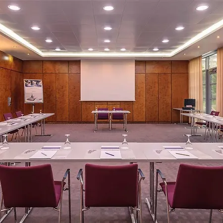 Mercure Residenz Frankfurt Messe 4*