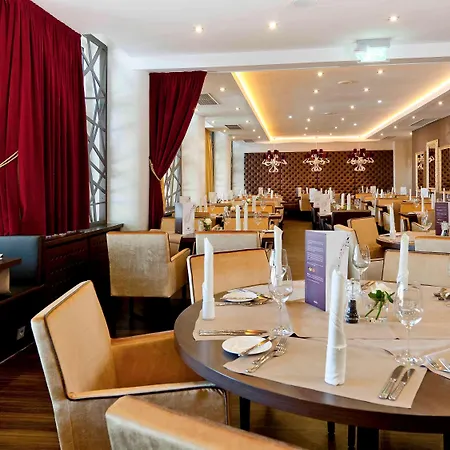 Hotel Mercure Residenz Frankfurt Messe 4*