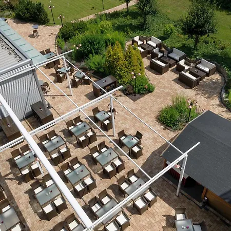 Hotell Mercure Residenz Frankfurt Messe 4*