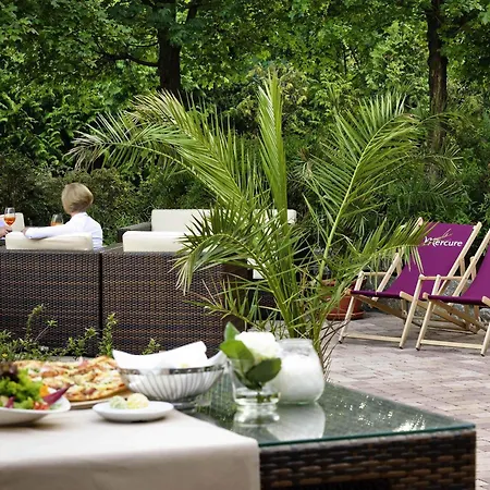 Mercure Residenz Frankfurt Messe Отель 4*