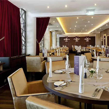Mercure Residenz Frankfurt Messe 4*