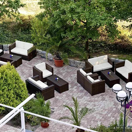 Отель Mercure Residenz Frankfurt Messe Франкфурт-на-Майне