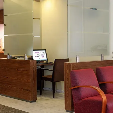 Mercure Residenz Frankfurt Messe Hotel 4*