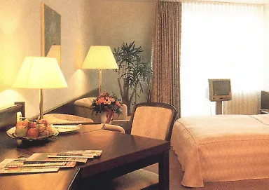 Hotel Mercure Residenz Frankfurt Messe 4*