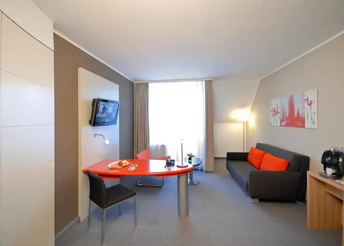 Mercure Residenz Frankfurt Messe 4*