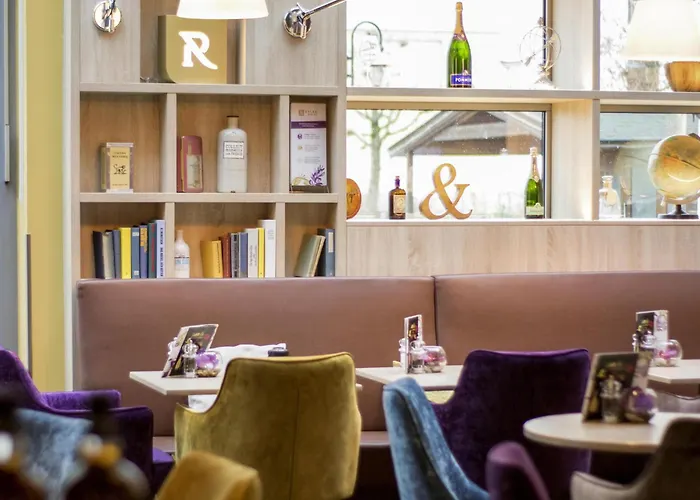 Mercure Residenz Frankfurt Messe Otel 4*