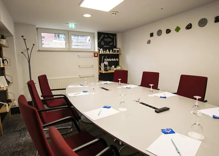 Mercure Residenz Frankfurt Messe 4*